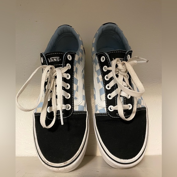 Women’s checkered laced Vans - Picture 2 of 9